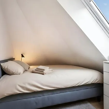 Newly Renovated In A Unique And Historic Neighborhood Апартаменты