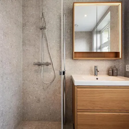 Апартаменты Newly Renovated In A Unique And Historic Neighborhood *