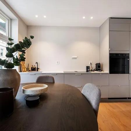 Newly Renovated In A Unique And Historic Neighborhood Апартаменты